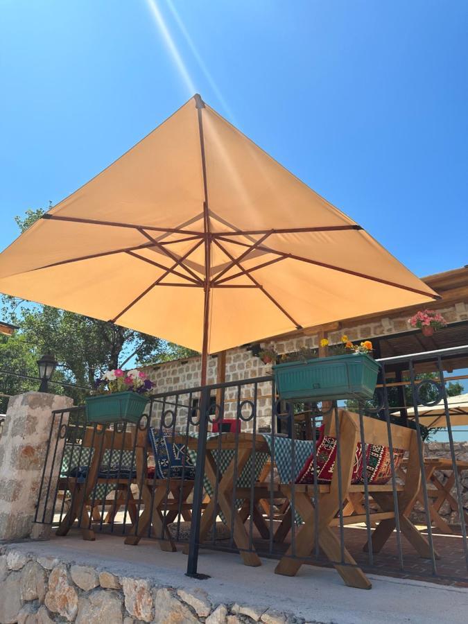 Nikšić Etno Selo Montegoat酒店 外观 照片